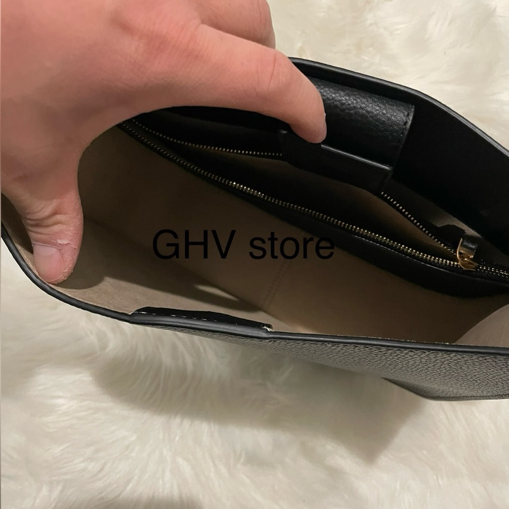 Tory Burch Black Pebbled Leather Hobo Crossbody with Tassel - Picture 3 of 8